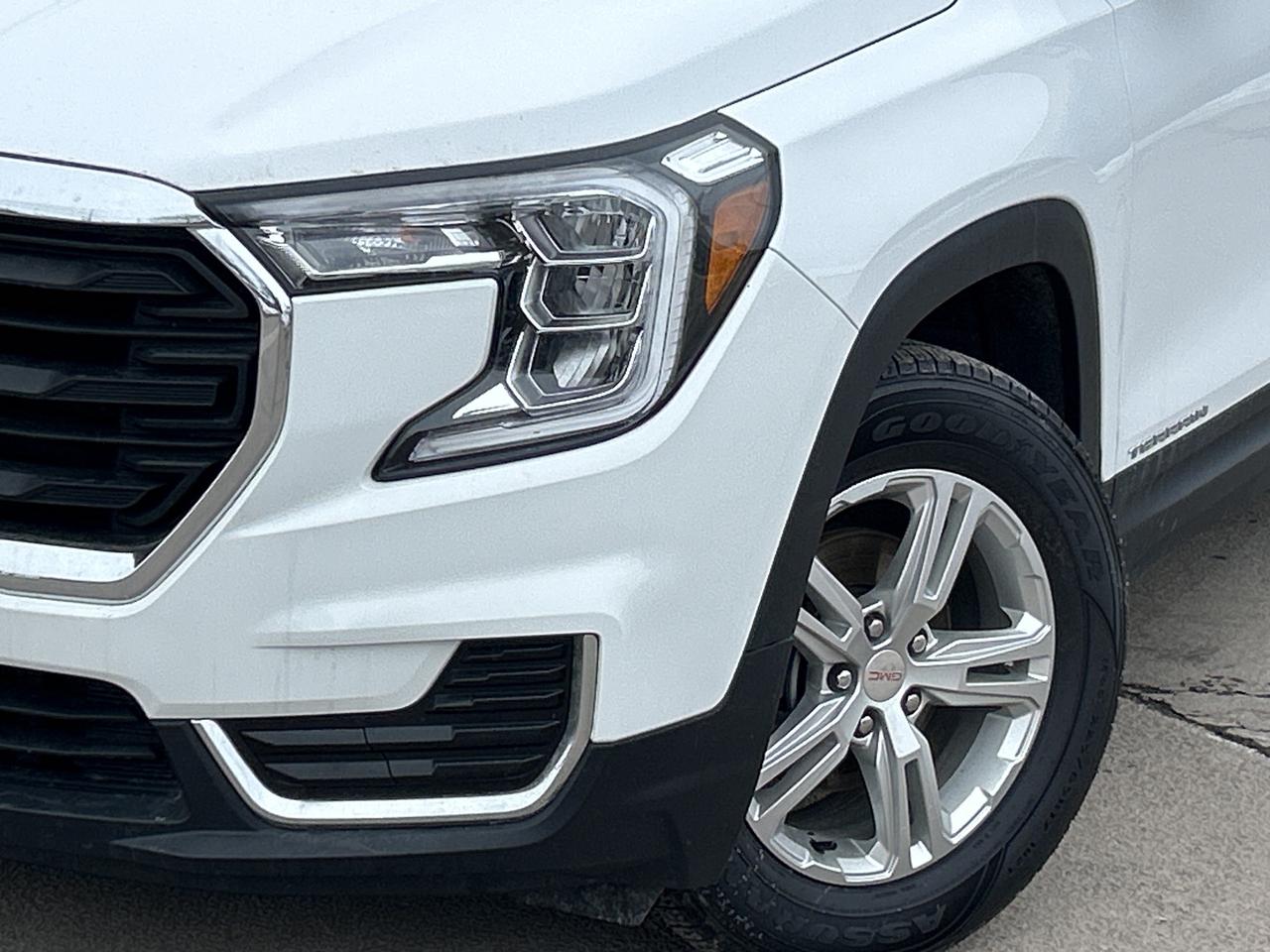 2024 GMC Terrain SLE Photo