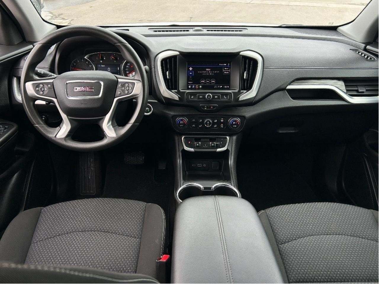 2024 GMC Terrain SLE Photo