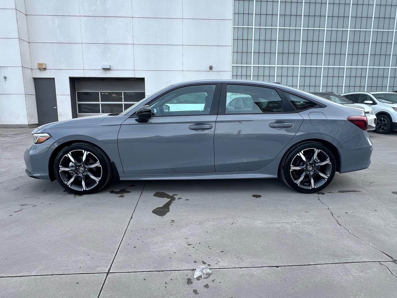 2025 Honda Civic Hybrid Sport Touring 4dr Sedan Photo