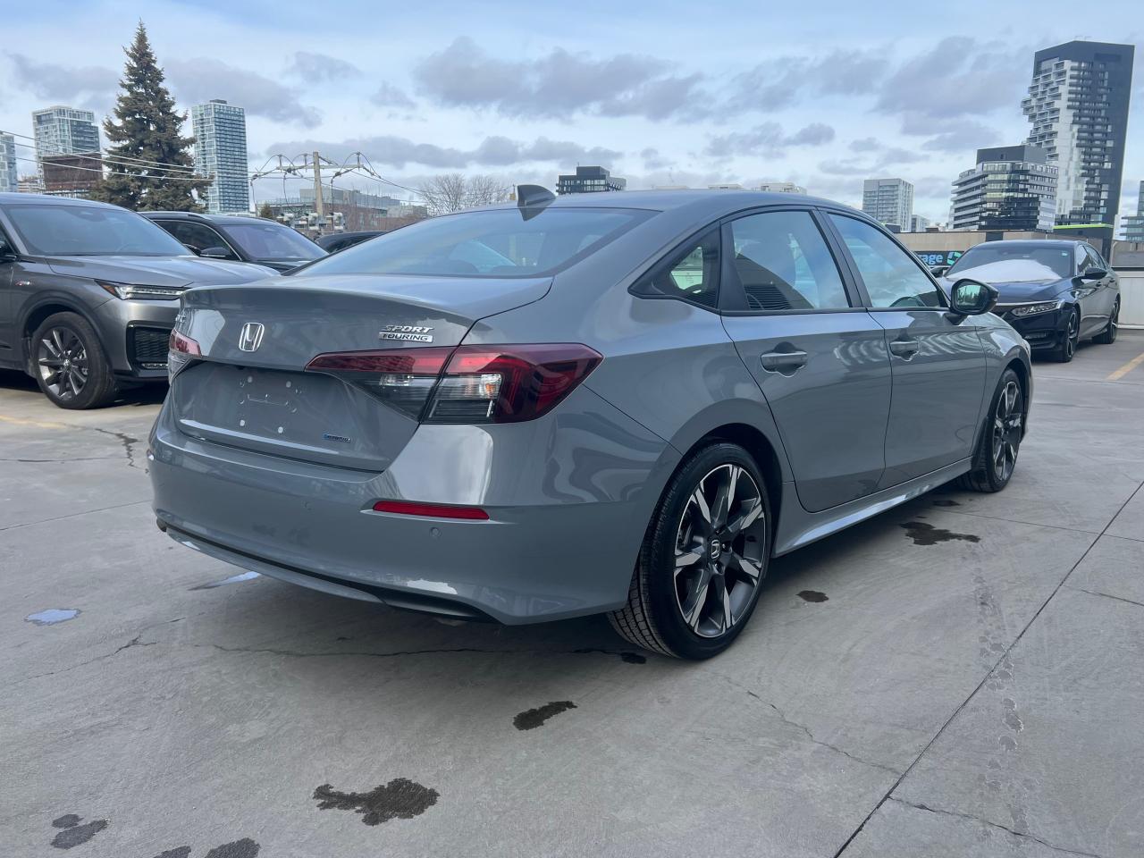 2025 Honda Civic Hybrid Sport Touring 4dr Sedan Photo