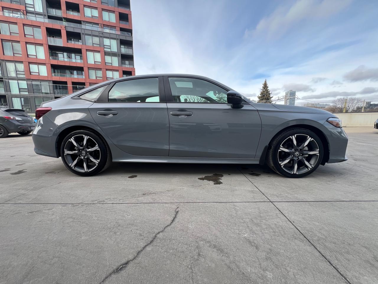 2025 Honda Civic Hybrid Sport Touring 4dr Sedan Photo