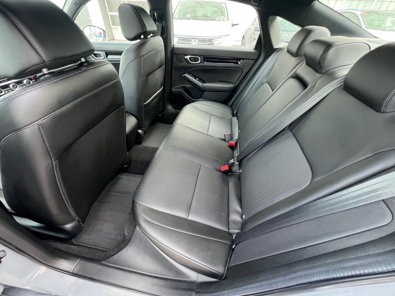 2025 Honda Civic Hybrid Sport Touring 4dr Sedan Photo