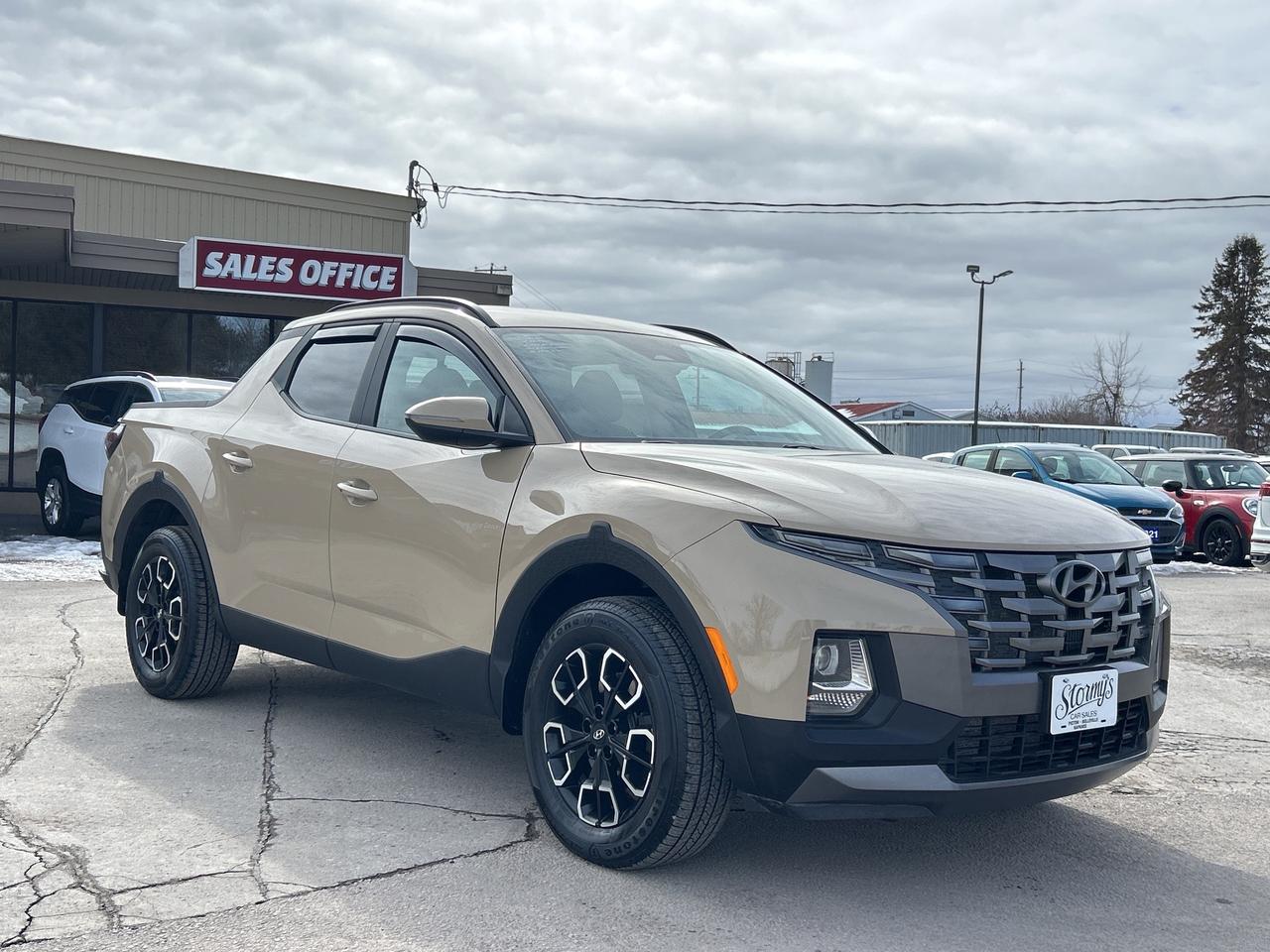 2024 Hyundai Santa Cruz Preferred 48k kms CALL BELLEVILLE 613-961-8848 Photo