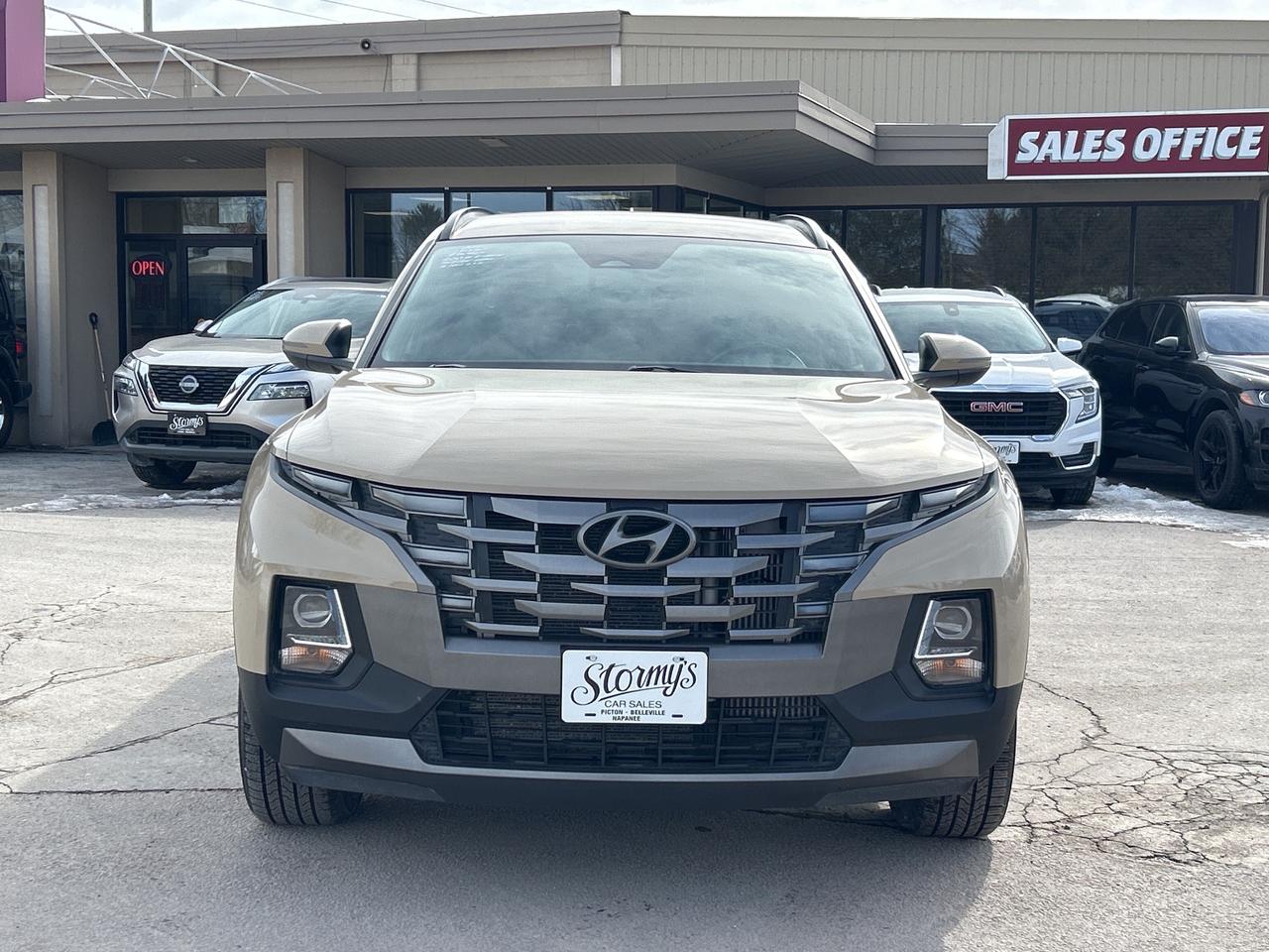 2024 Hyundai Santa Cruz Preferred 48k kms CALL BELLEVILLE 613-961-8848 Photo