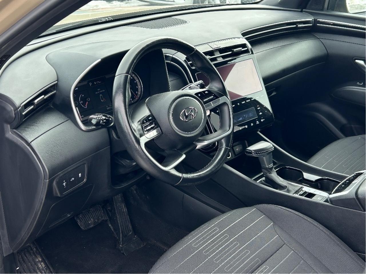 2024 Hyundai Santa Cruz Preferred 48k kms CALL BELLEVILLE 613-961-8848 Photo