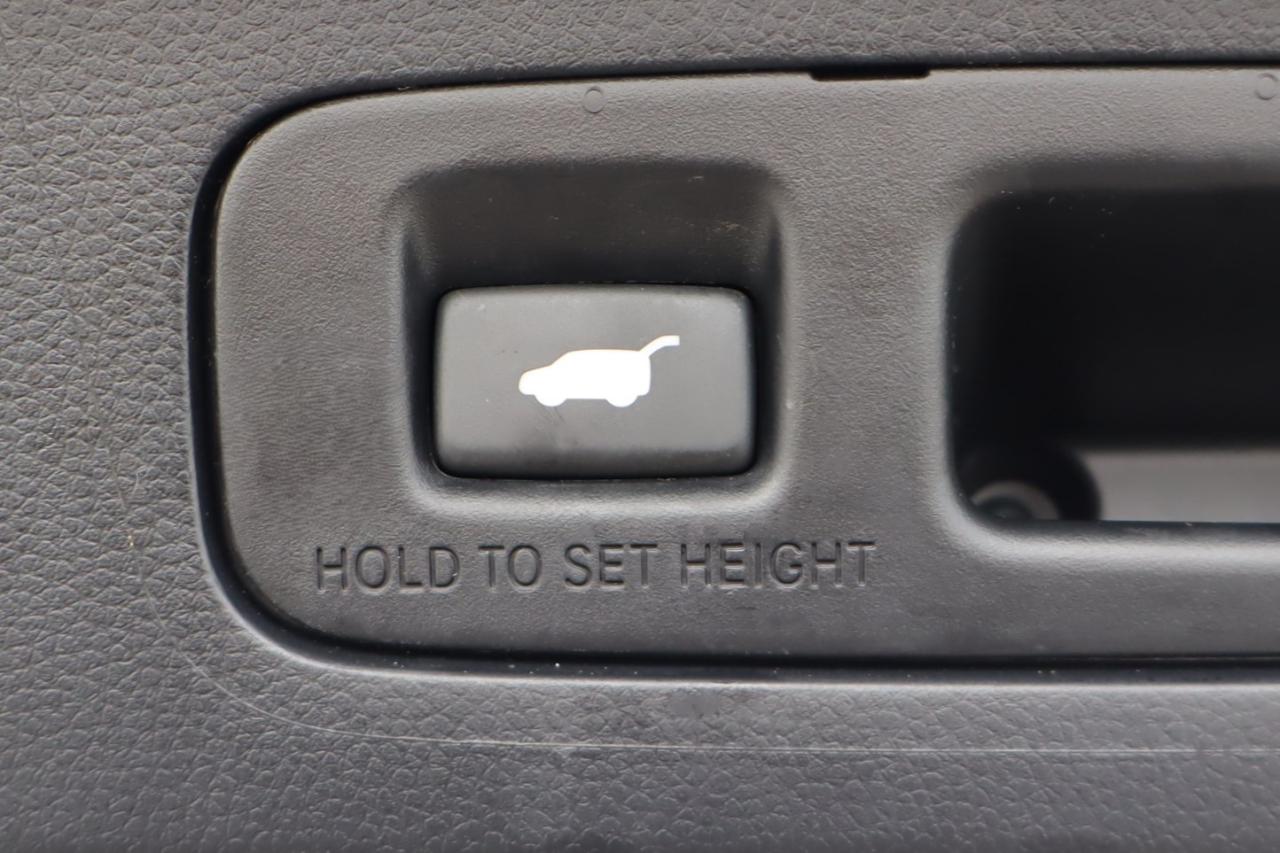 2024 Honda CR-V Hybrid Touring 4dr All-Wheel Drive Photo