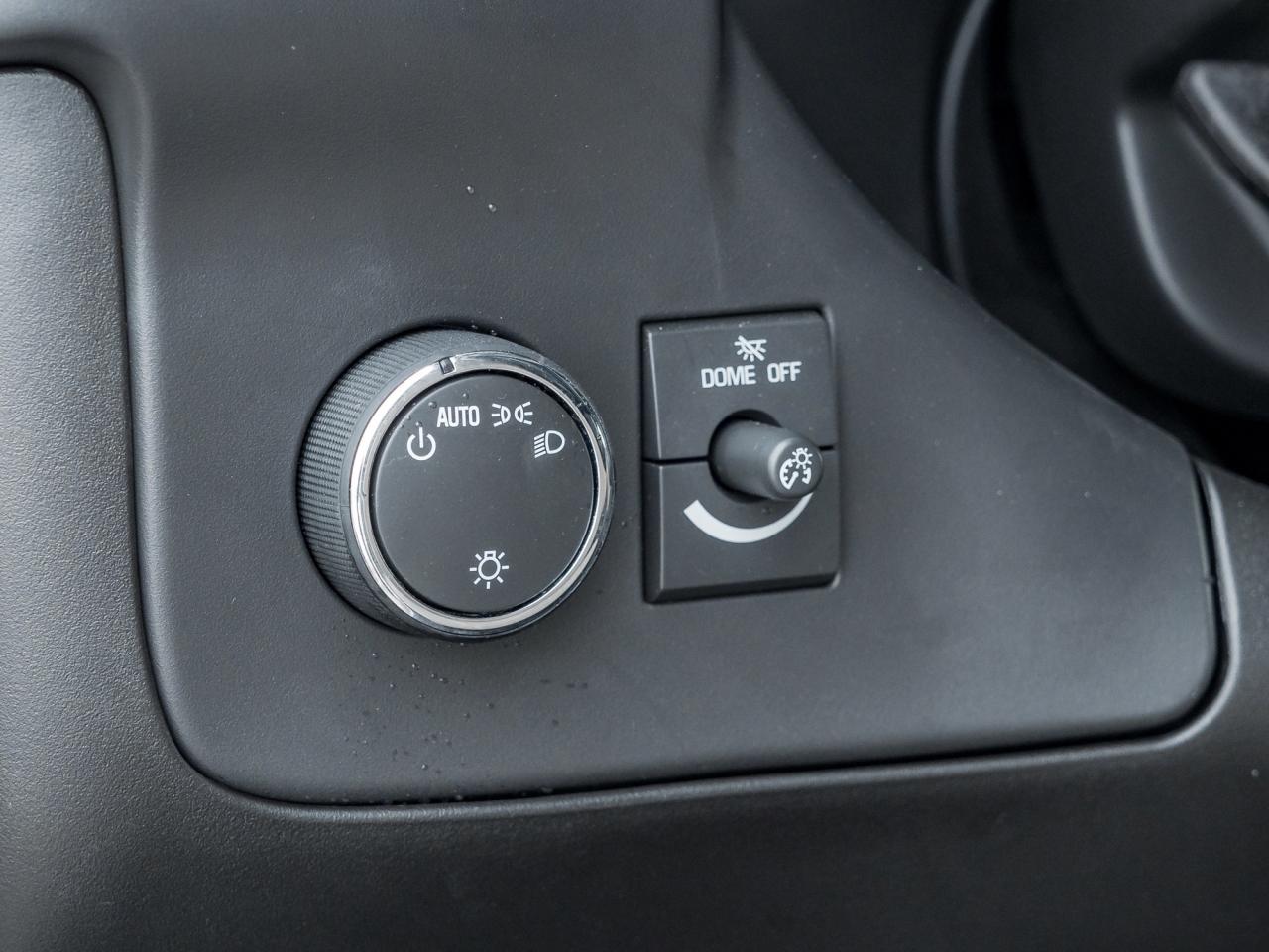 2025 Chevrolet Express 2500 Work Van Rear-Wheel Drive Cargo Van Photo