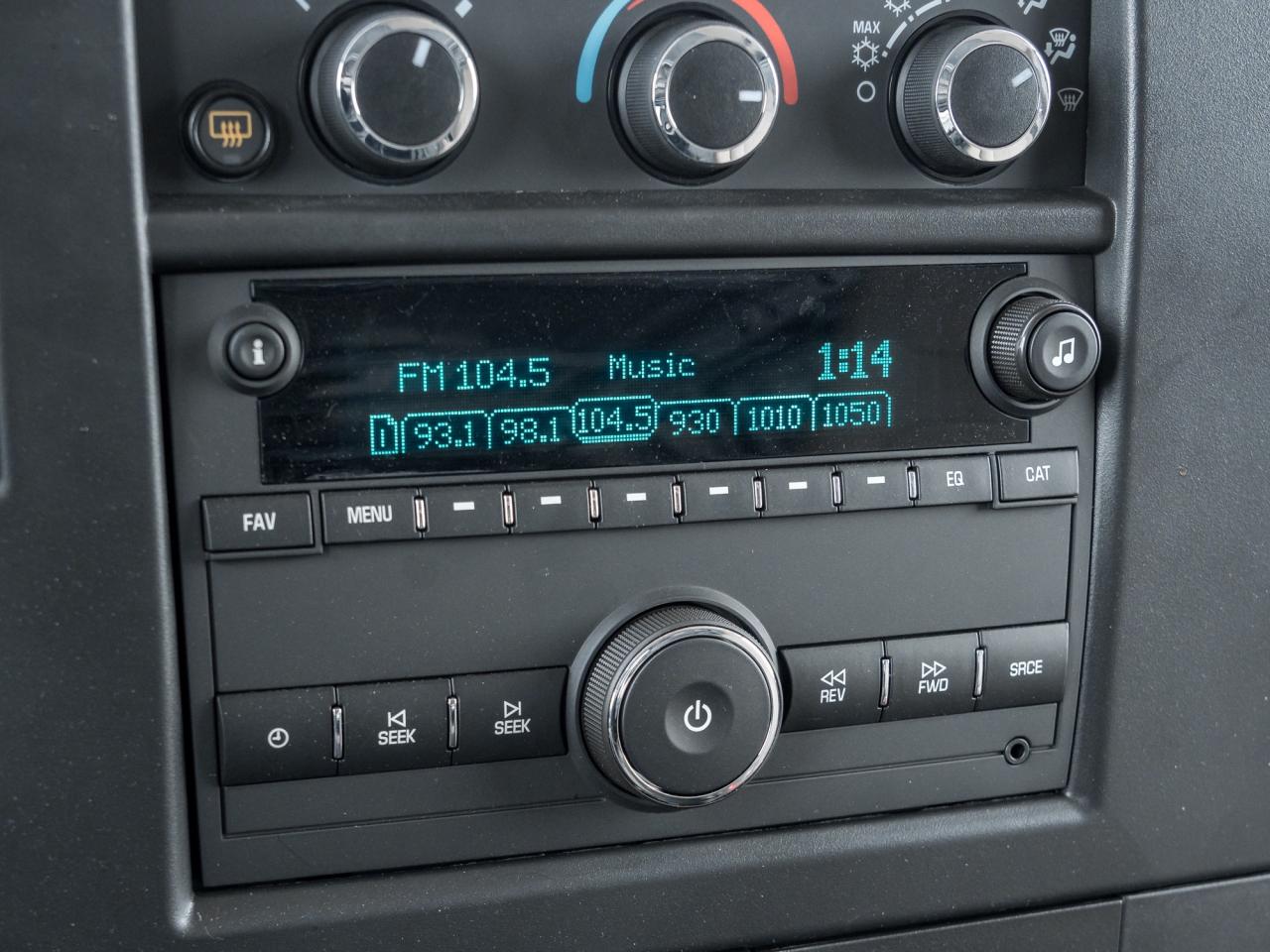 2025 Chevrolet Express 2500 Work Van Rear-Wheel Drive Cargo Van Photo