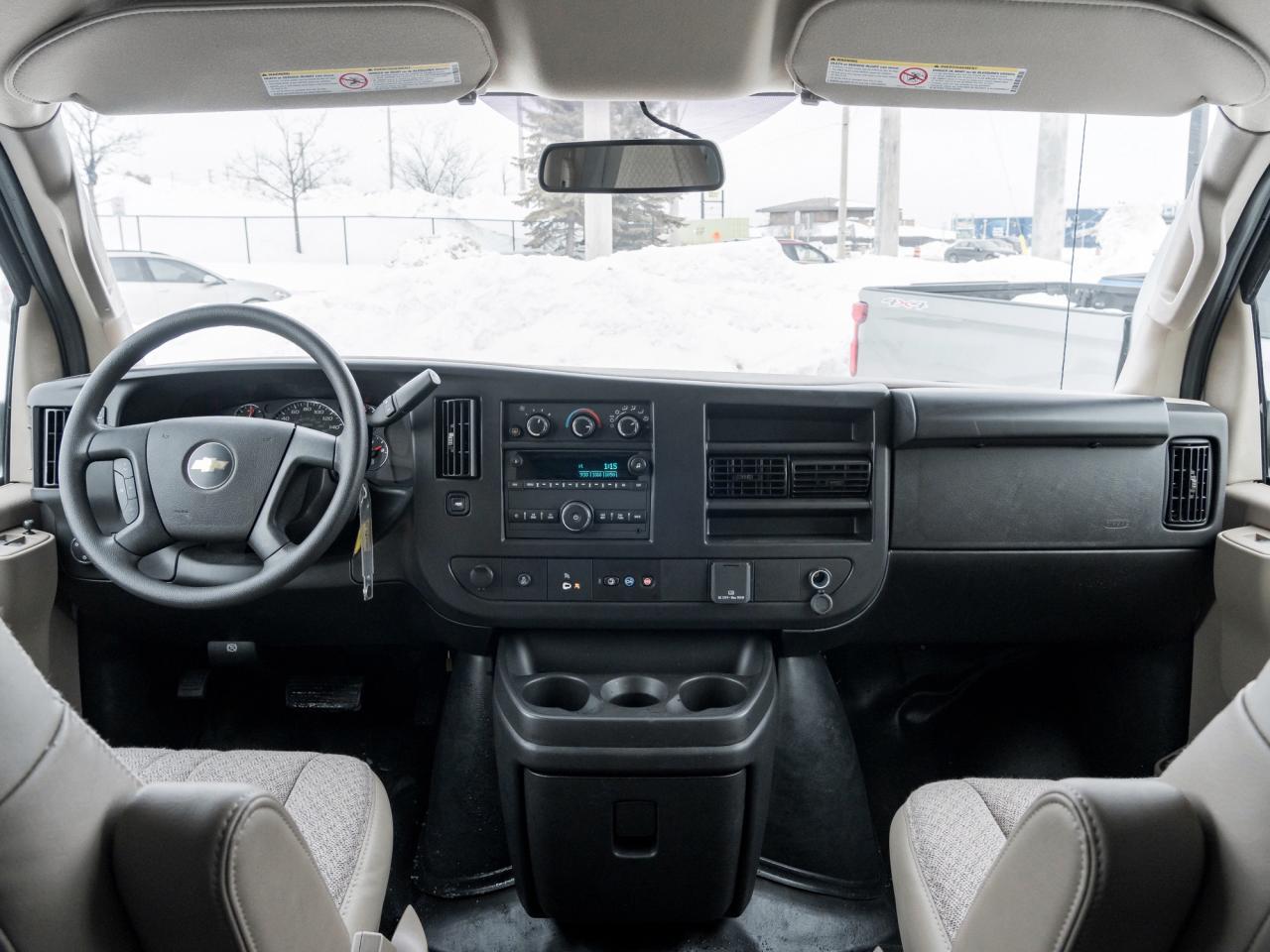 2025 Chevrolet Express 2500 Work Van Rear-Wheel Drive Cargo Van Photo