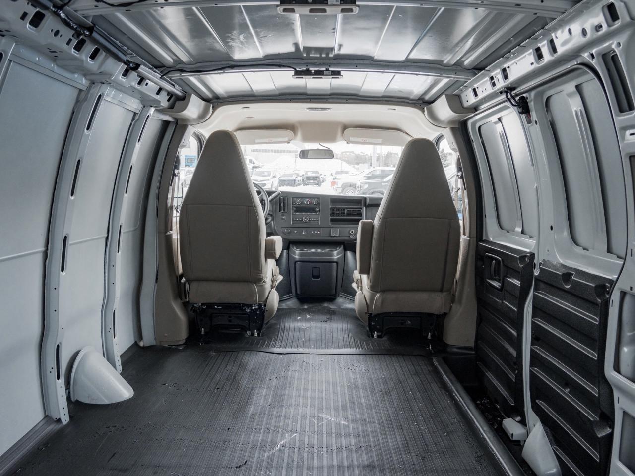 2025 Chevrolet Express 2500 Work Van Rear-Wheel Drive Cargo Van Photo