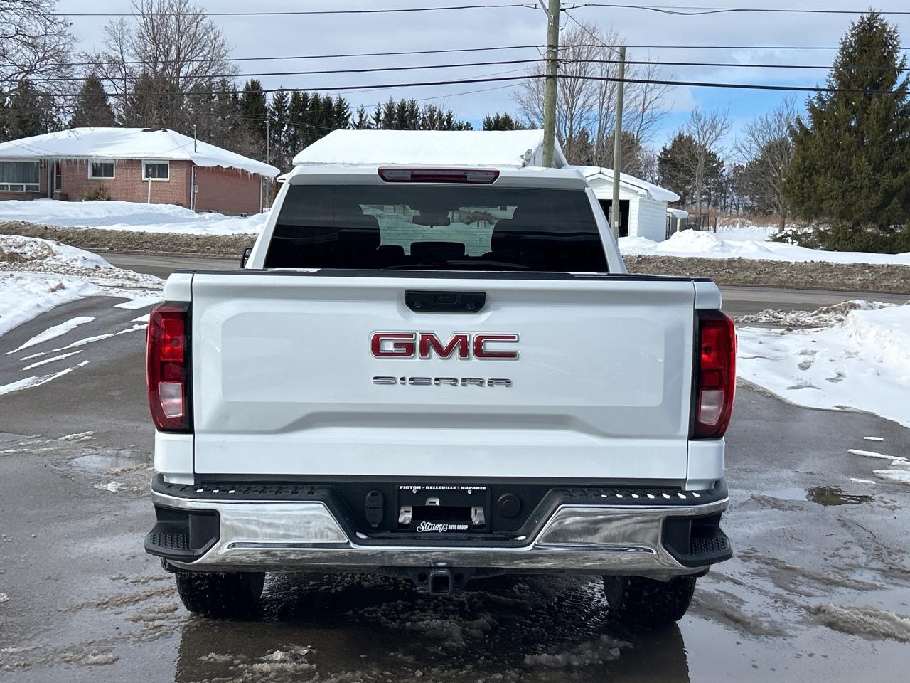 2024 GMC Sierra 1500 Pro 5.3L/4X4/BACKUP CAM CALL PICTON 52K KM'S Photo
