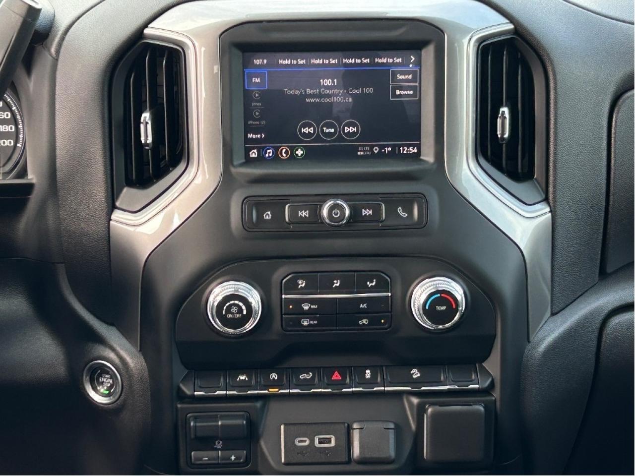 2024 GMC Sierra 1500 Pro 5.3L/4X4/BACKUP CAM CALL PICTON 52K KM'S Photo