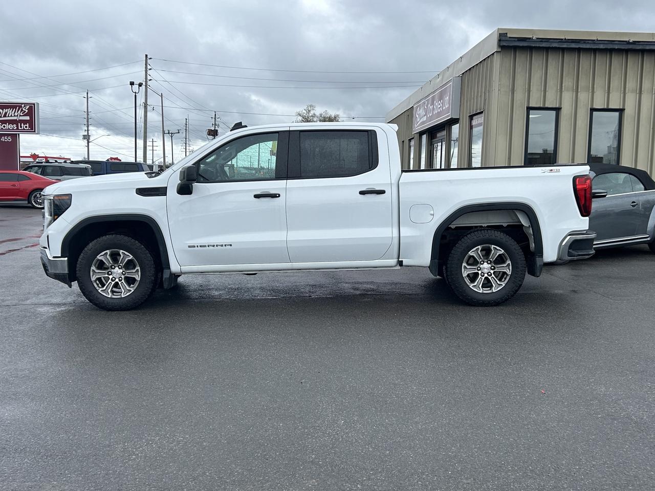 2024 GMC Sierra 1500 Pro 5.3L/4X4/BACKUP CAM CALL NAPANEE 613-354-2100 Photo
