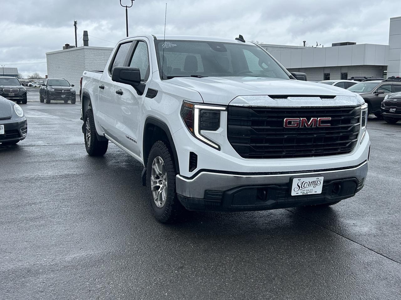 2024 GMC Sierra 1500 Pro 5.3L/4X4/BACKUP CAM CALL NAPANEE 613-354-2100 Photo