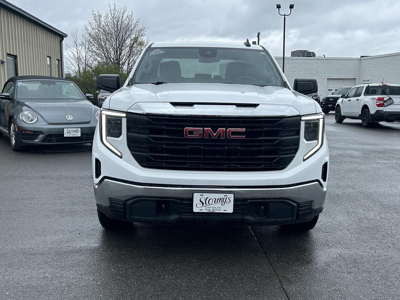 2024 GMC Sierra 1500 Pro 5.3L/4X4/BACKUP CAM CALL NAPANEE 613-354-2100 Photo