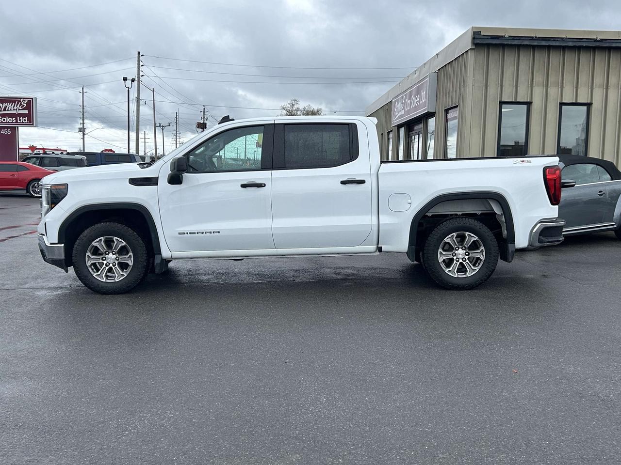 2024 GMC Sierra 1500 Pro 5.3L/4X4/BACKUP CAM CALL NAPANEE 613-354-2100 Photo5