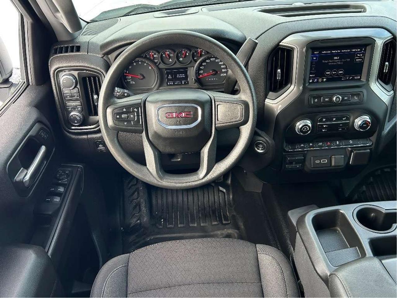 2024 GMC Sierra 1500 Pro 5.3L/4X4/BACKUP CAM CALL NAPANEE 613-354-2100 Photo
