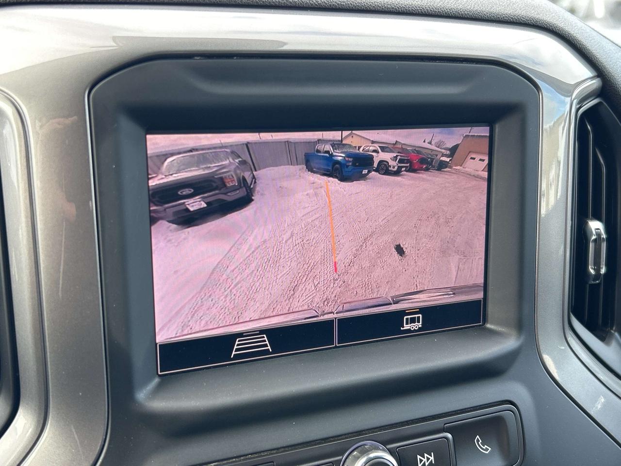 2024 GMC Sierra 1500 Pro 5.3L/4X4/BACKUP CAM CALL NAPANEE 613-354-2100 Photo