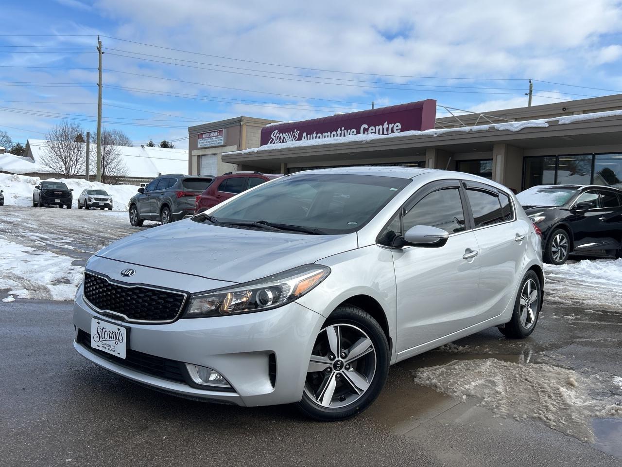 2018 Kia Forte5 EX HEATED SEATS/BACKUP CAM CALL PICTON 100K KM'S Photo0