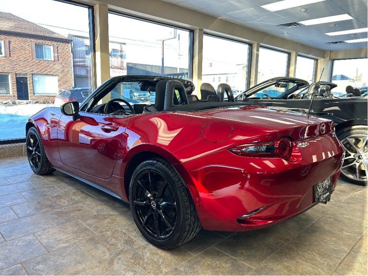 2021 Mazda MX-5 GS , AUTOMATIC **BELLEVILLE 613-961-8848** Photo2