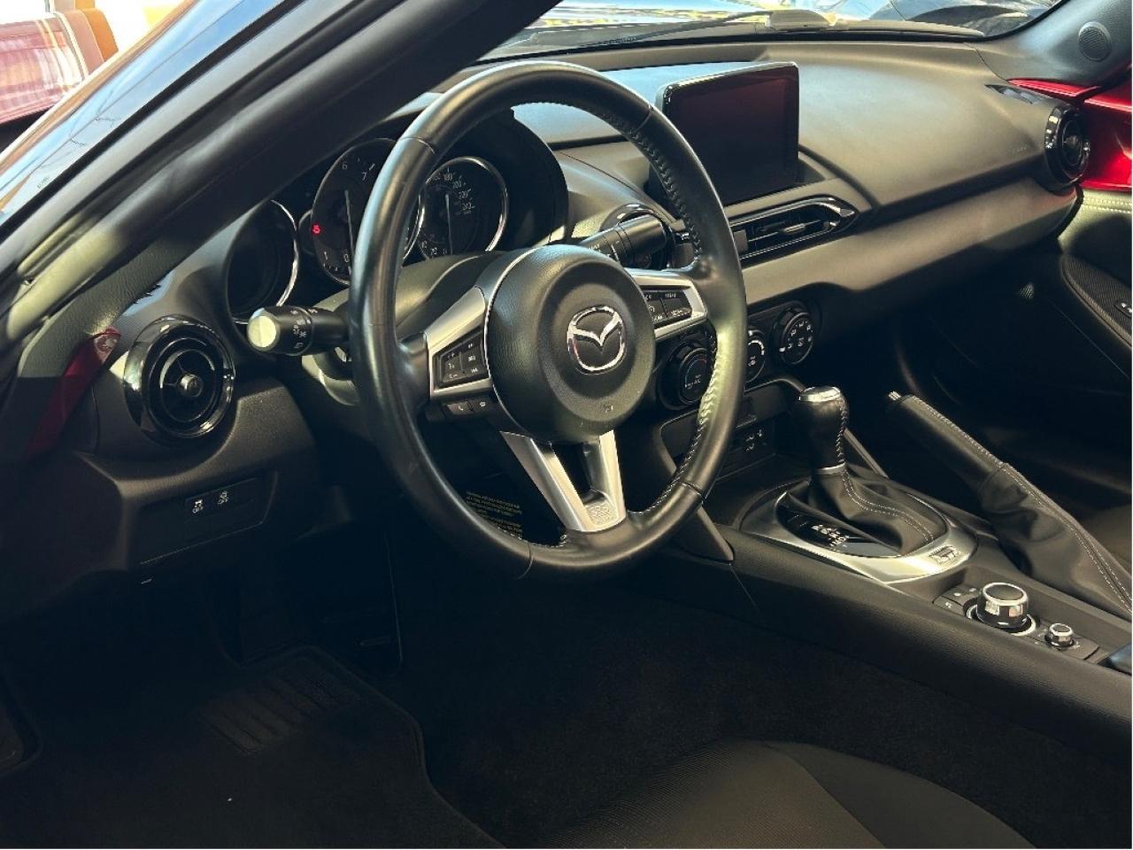 2021 Mazda MX-5 GS , AUTOMATIC **BELLEVILLE 613-961-8848** Photo
