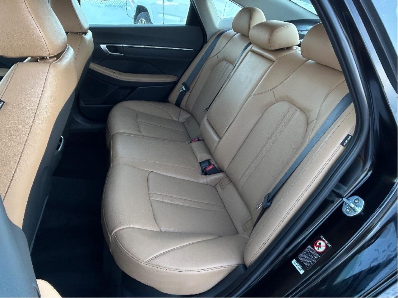 2021 Hyundai Sonata Hybrid Ultimate, FULLY EQUIPPED*BELLEVILLE*613-961-8848* Photo