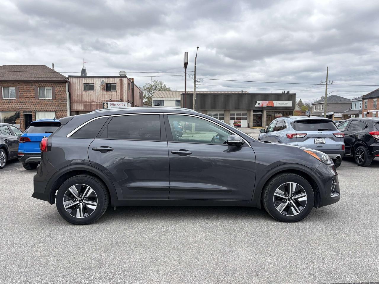2021 Kia NIRO EX CALL BELLEVILLE 613-961-8848 Photo