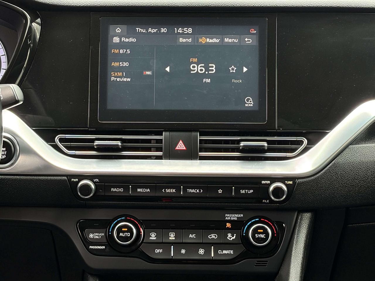 2021 Kia NIRO EX CALL BELLEVILLE 613-961-8848 Photo