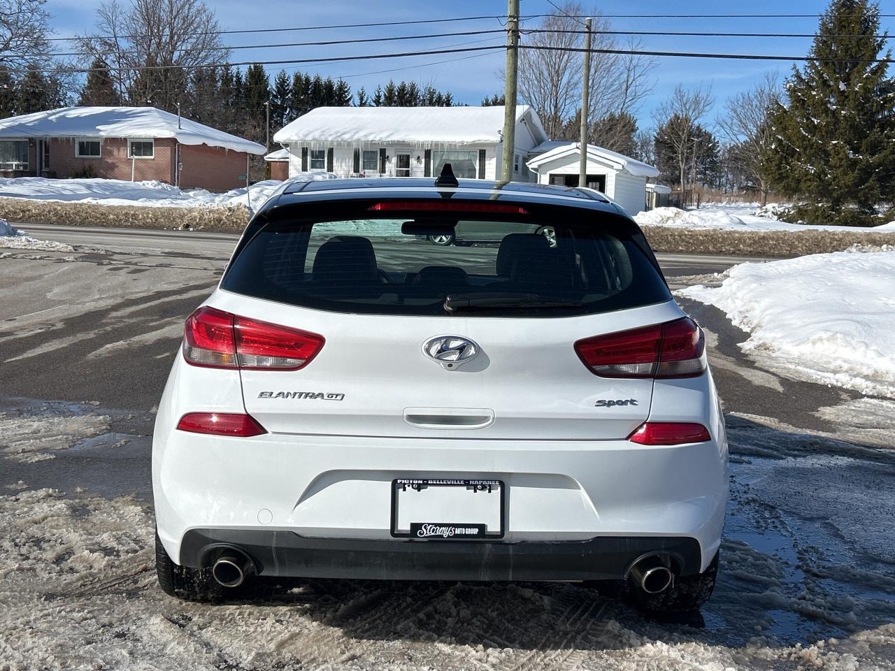 2018 Hyundai Elantra GT Sport LEATHER/PWR SUNROOF/BACKUP CAM CALL PICTON Photo3