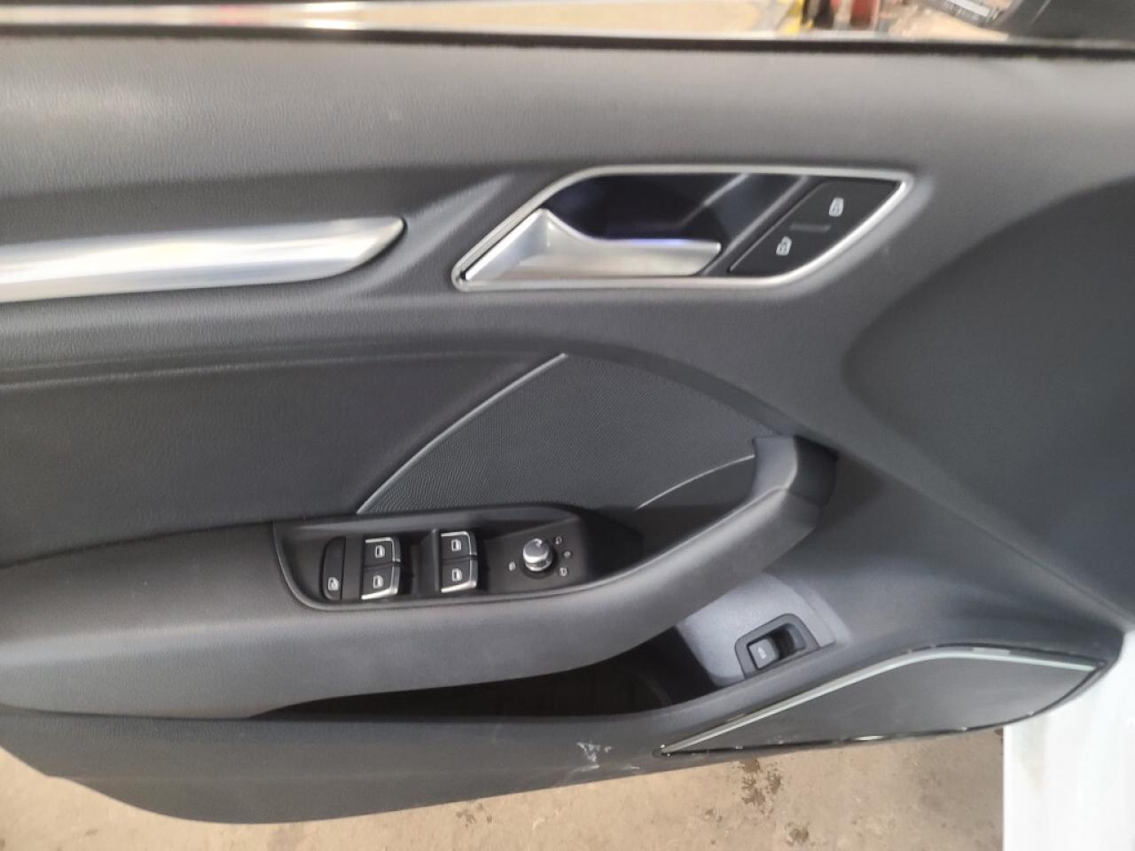 2016 Audi A3 4dr Sedan quattro 2.0T Technik Photo