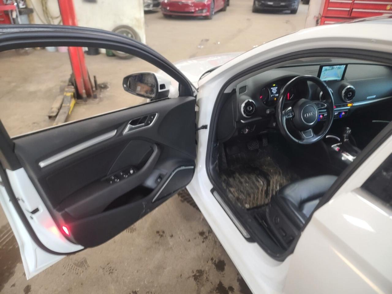 2016 Audi A3 4dr Sedan quattro 2.0T Technik Photo