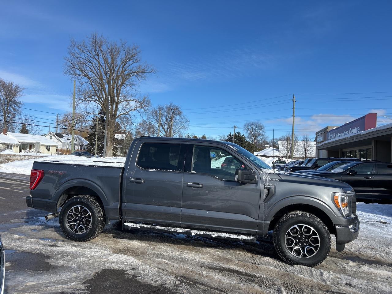 2023 Ford F-150 XLT 4X4/2.7L/NAV/PWR SUNROOF CALL PICTON 95K KM'S Photo