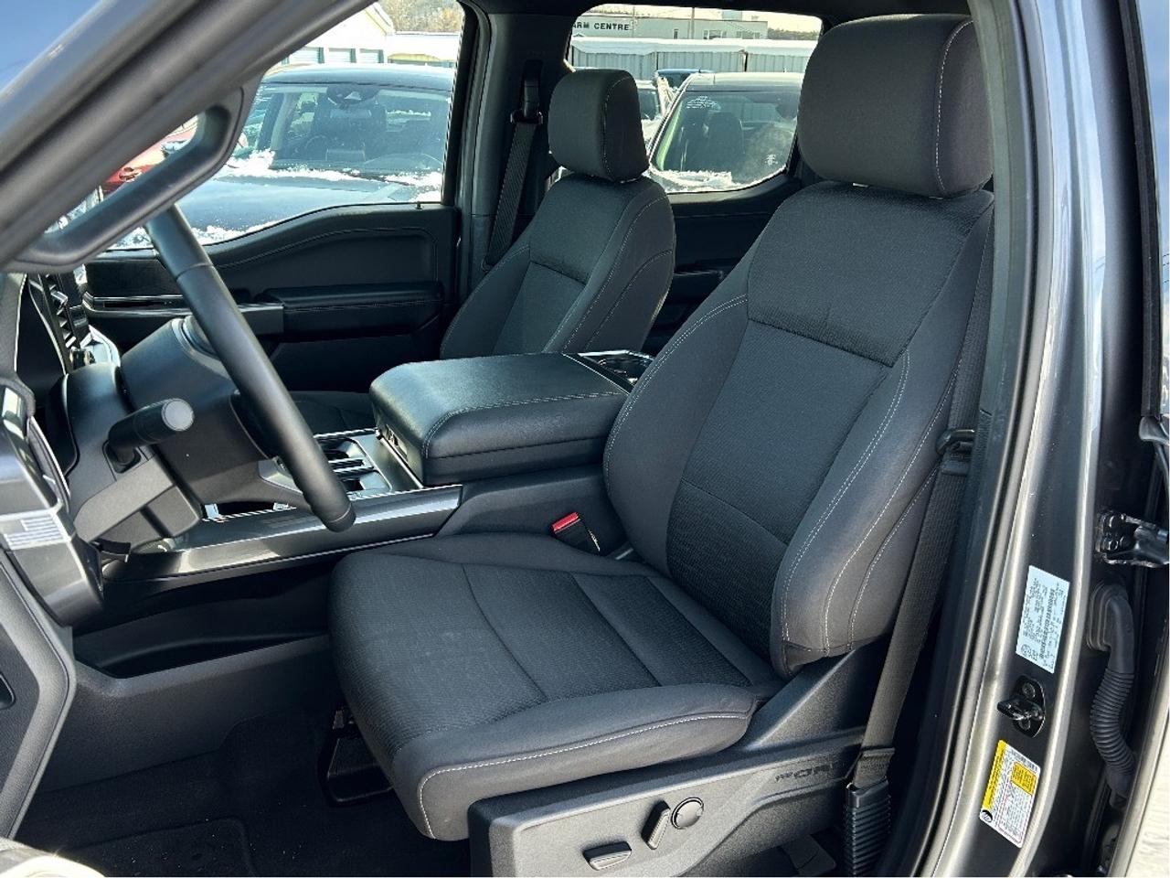 2023 Ford F-150 XLT 4X4/2.7L/NAV/PWR SUNROOF CALL PICTON 95K KM'S Photo