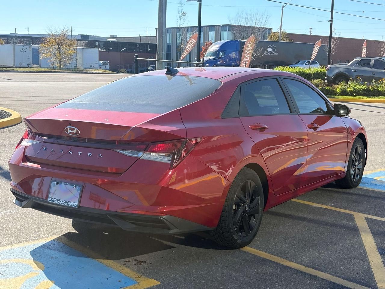 2021 Hyundai Elantra Preferred IVT w-Sun & Tech Package Photo