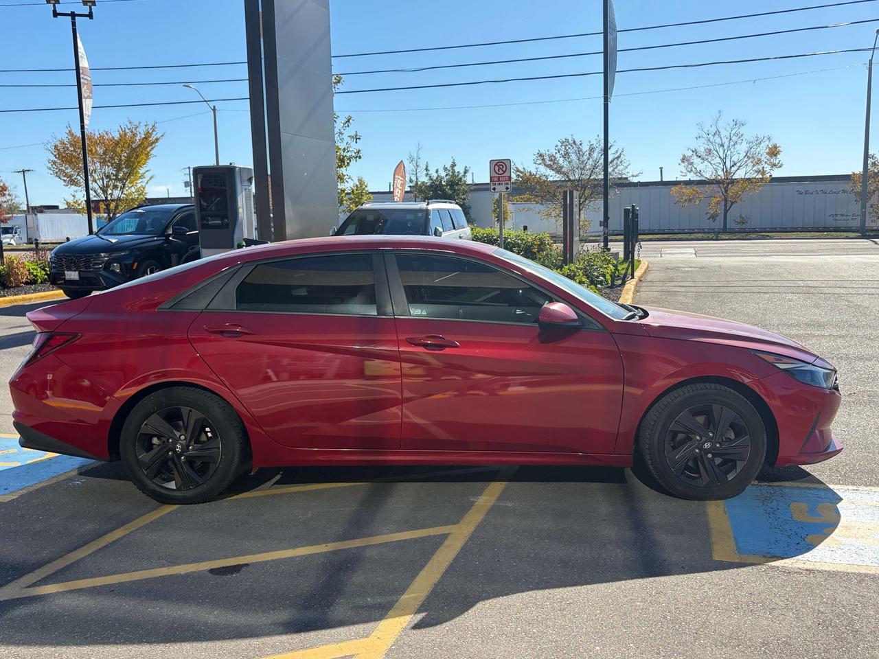 2021 Hyundai Elantra Preferred IVT w-Sun & Tech Package Photo