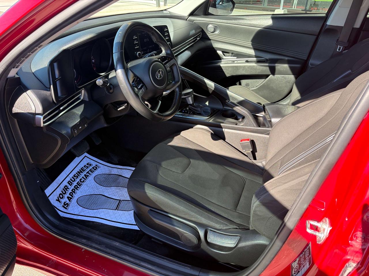 2021 Hyundai Elantra Preferred IVT w-Sun & Tech Package Photo