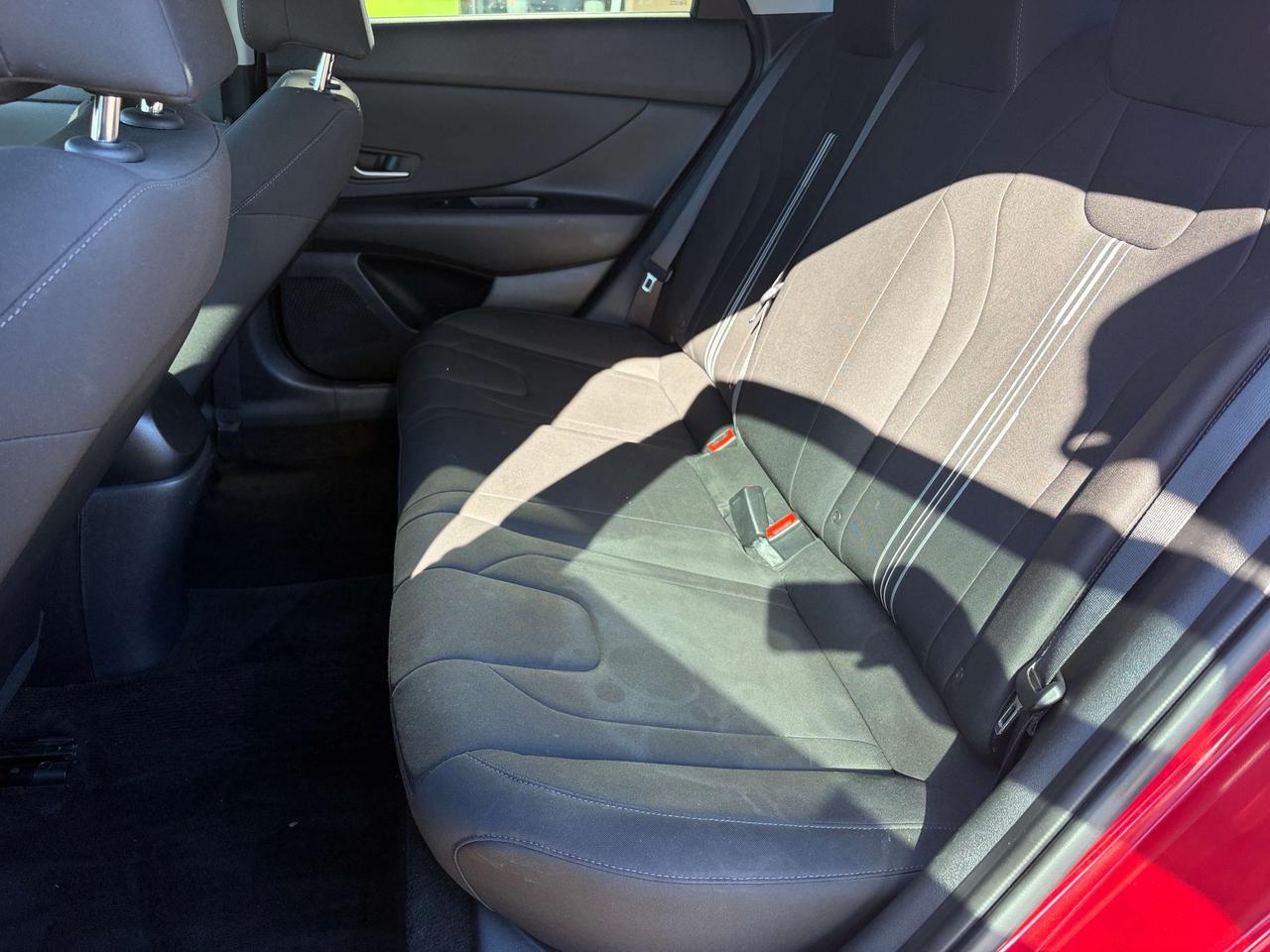 2021 Hyundai Elantra Preferred IVT w-Sun & Tech Package Photo