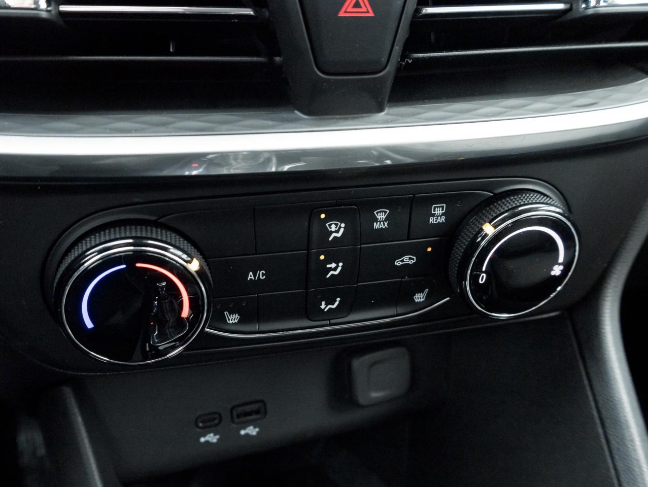 2024 Buick Encore GX Preferred 4dr All-Wheel Drive Photo