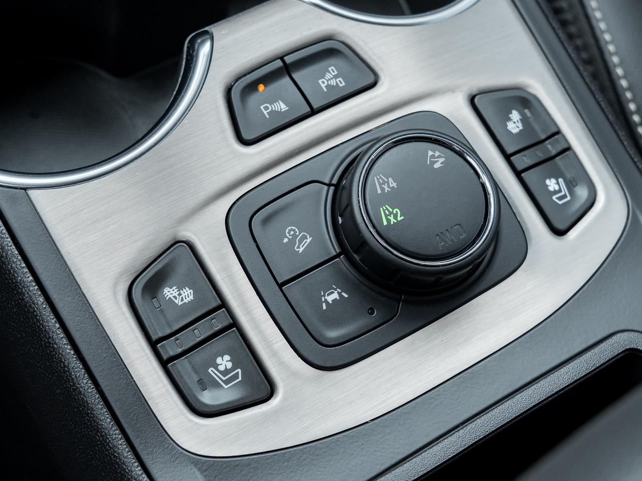 2024 GMC Terrain Denali 4dr All-Wheel Drive Photo