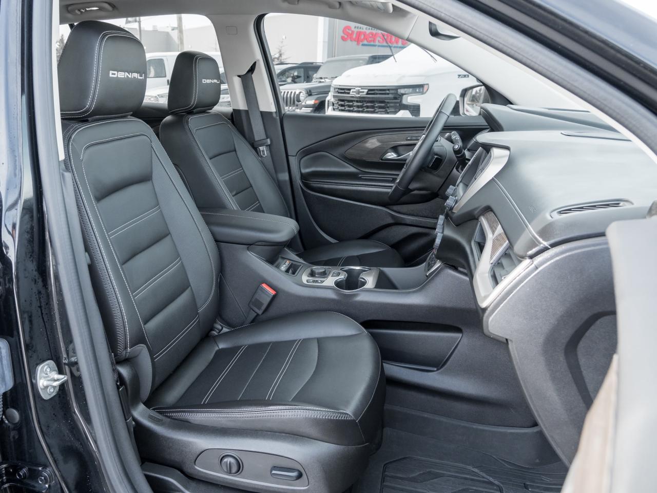 2024 GMC Terrain Denali 4dr All-Wheel Drive Photo