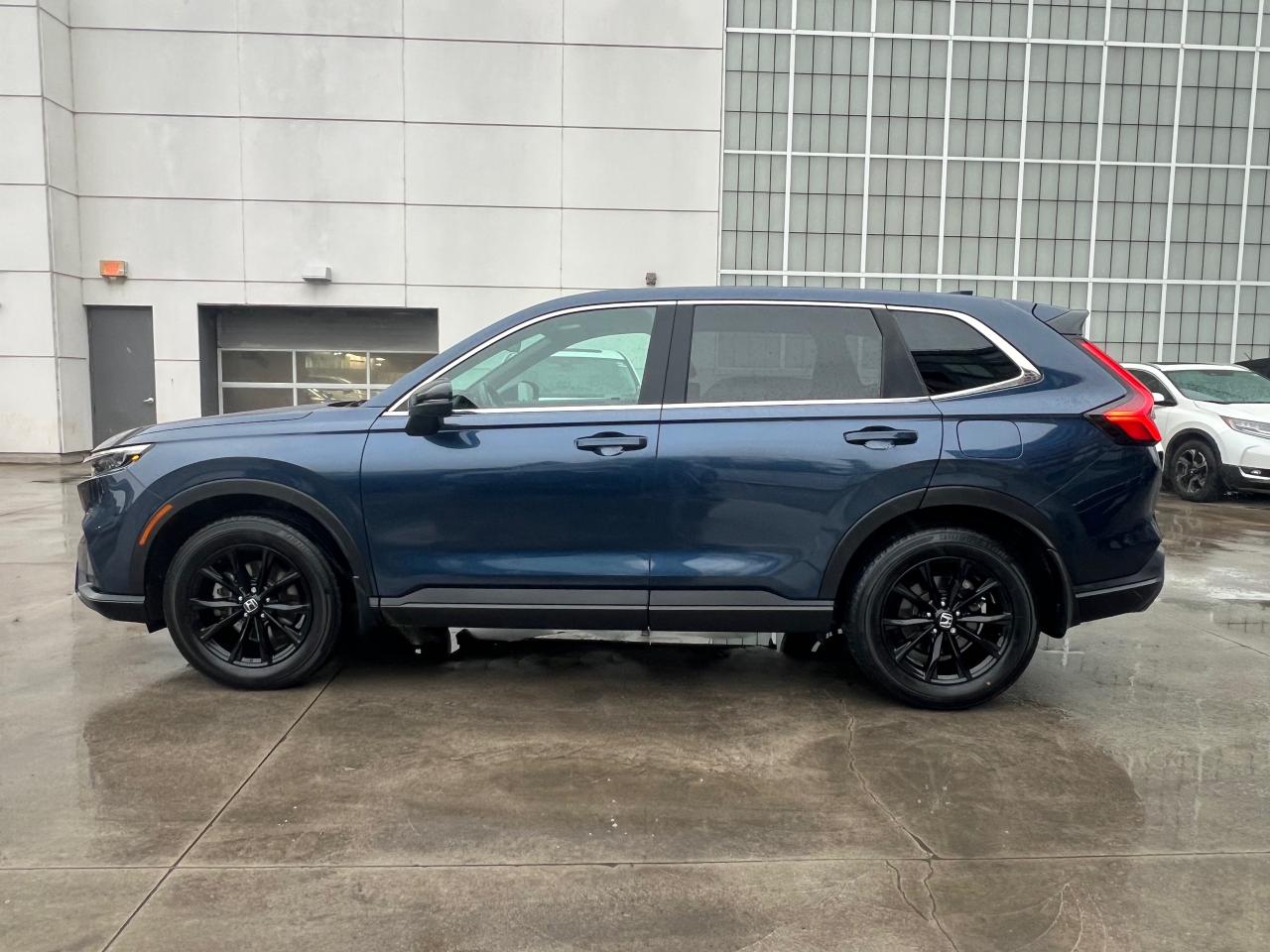 2024 Honda CR-V Hybrid EX-L 4dr All-Wheel Drive Photo3