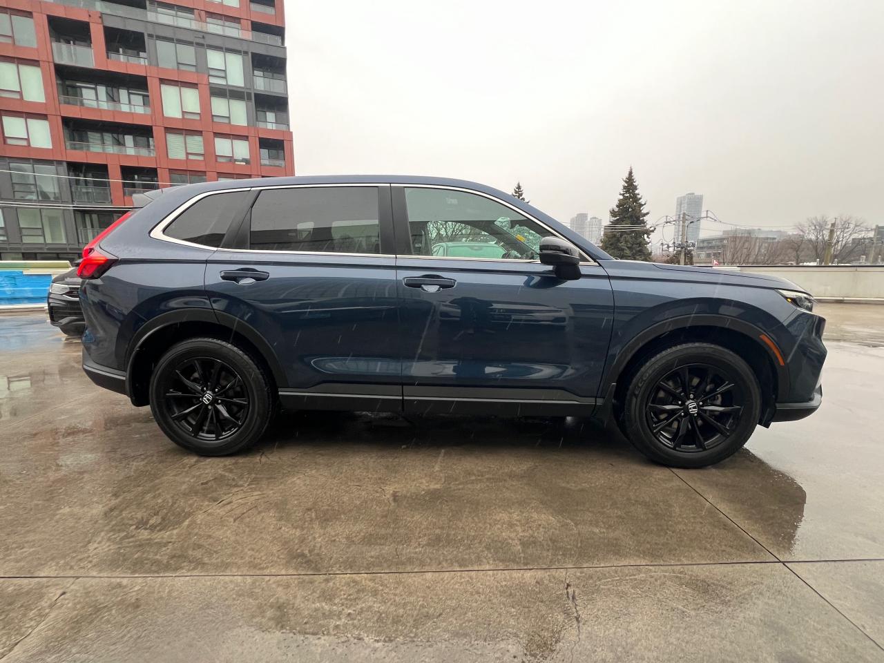 2024 Honda CR-V Hybrid EX-L 4dr All-Wheel Drive Photo