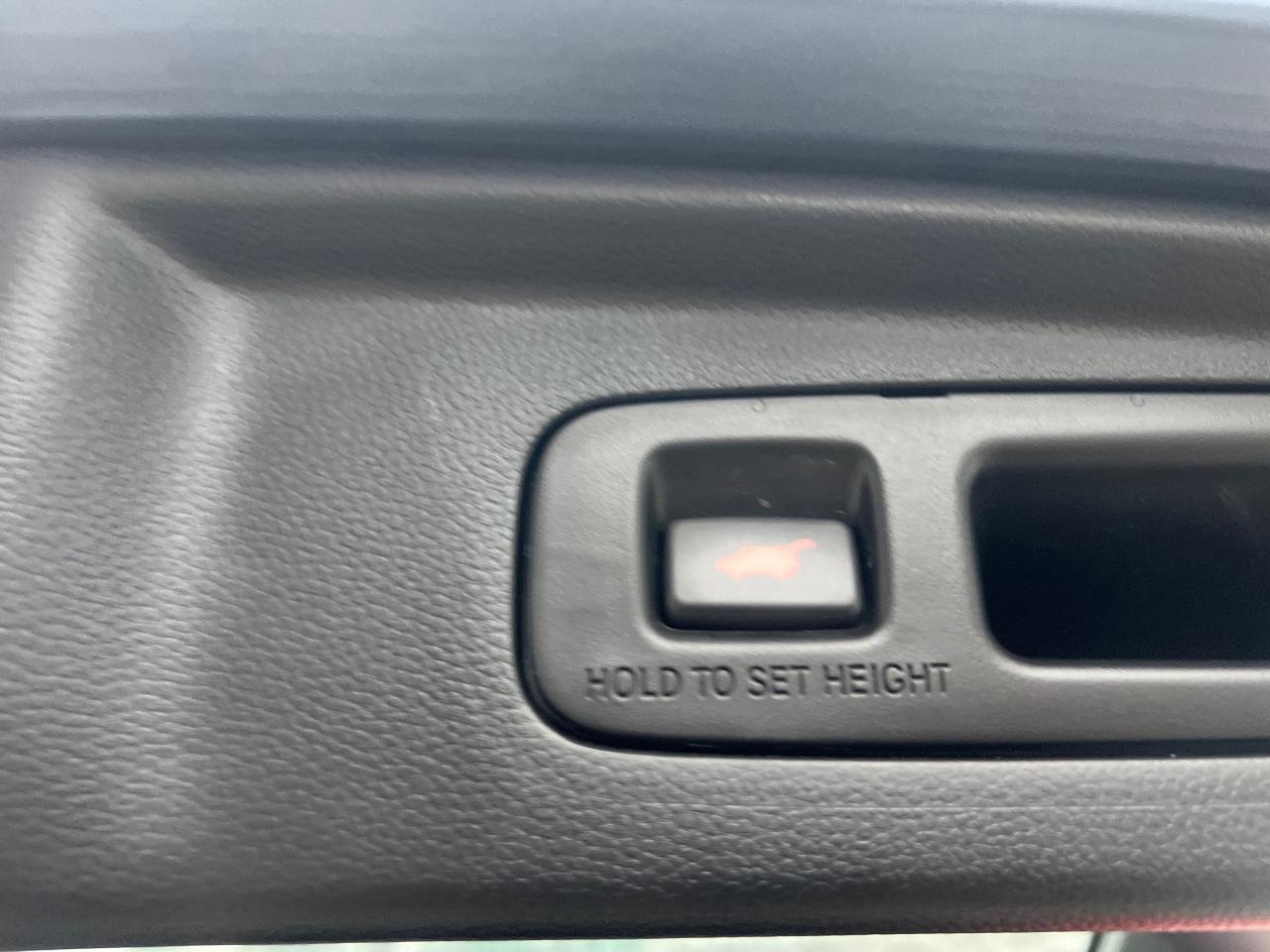 2024 Honda CR-V Hybrid EX-L 4dr All-Wheel Drive Photo