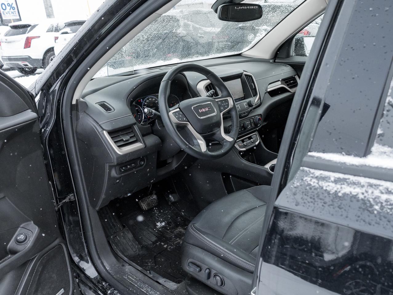 2024 GMC Terrain Denali 4dr All-Wheel Drive Photo