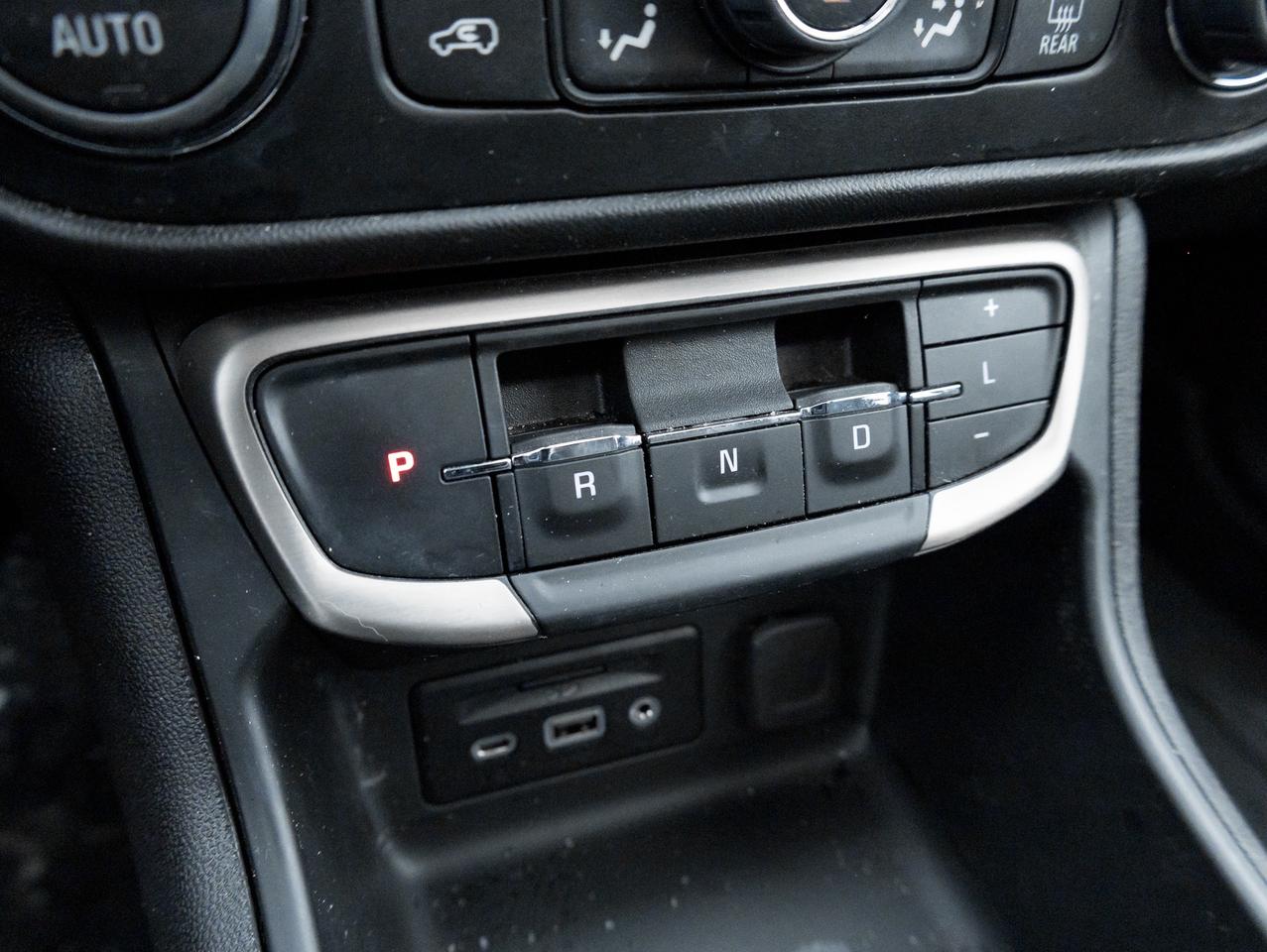 2024 GMC Terrain Denali 4dr All-Wheel Drive Photo