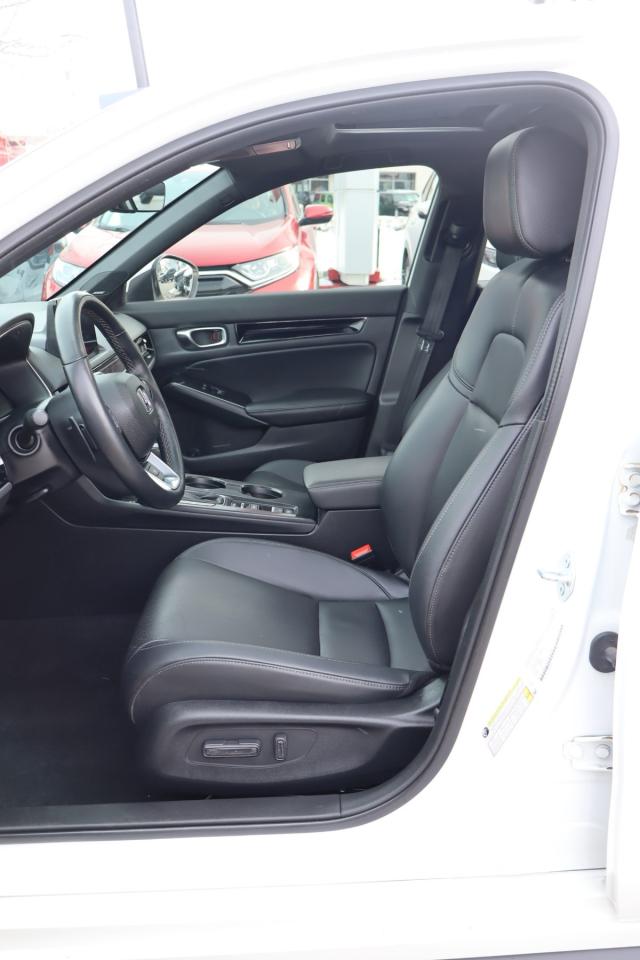 2022 Honda Civic Sport Touring 4dr Hatchback Photo