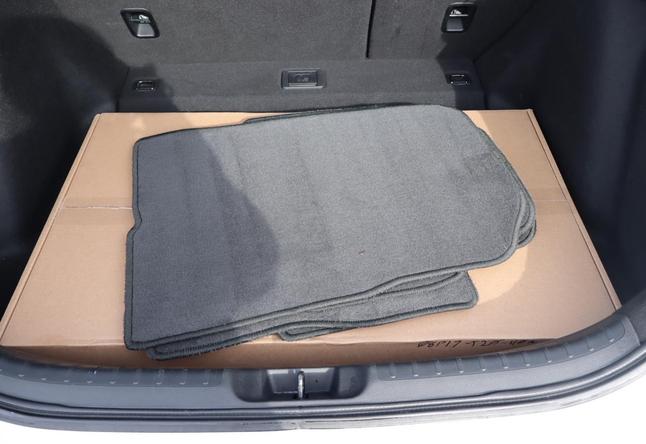 2022 Honda Civic Sport Touring 4dr Hatchback Photo