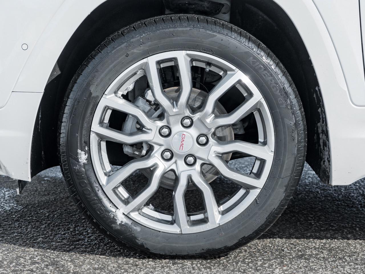 2024 GMC Terrain Denali 4dr All-Wheel Drive Photo