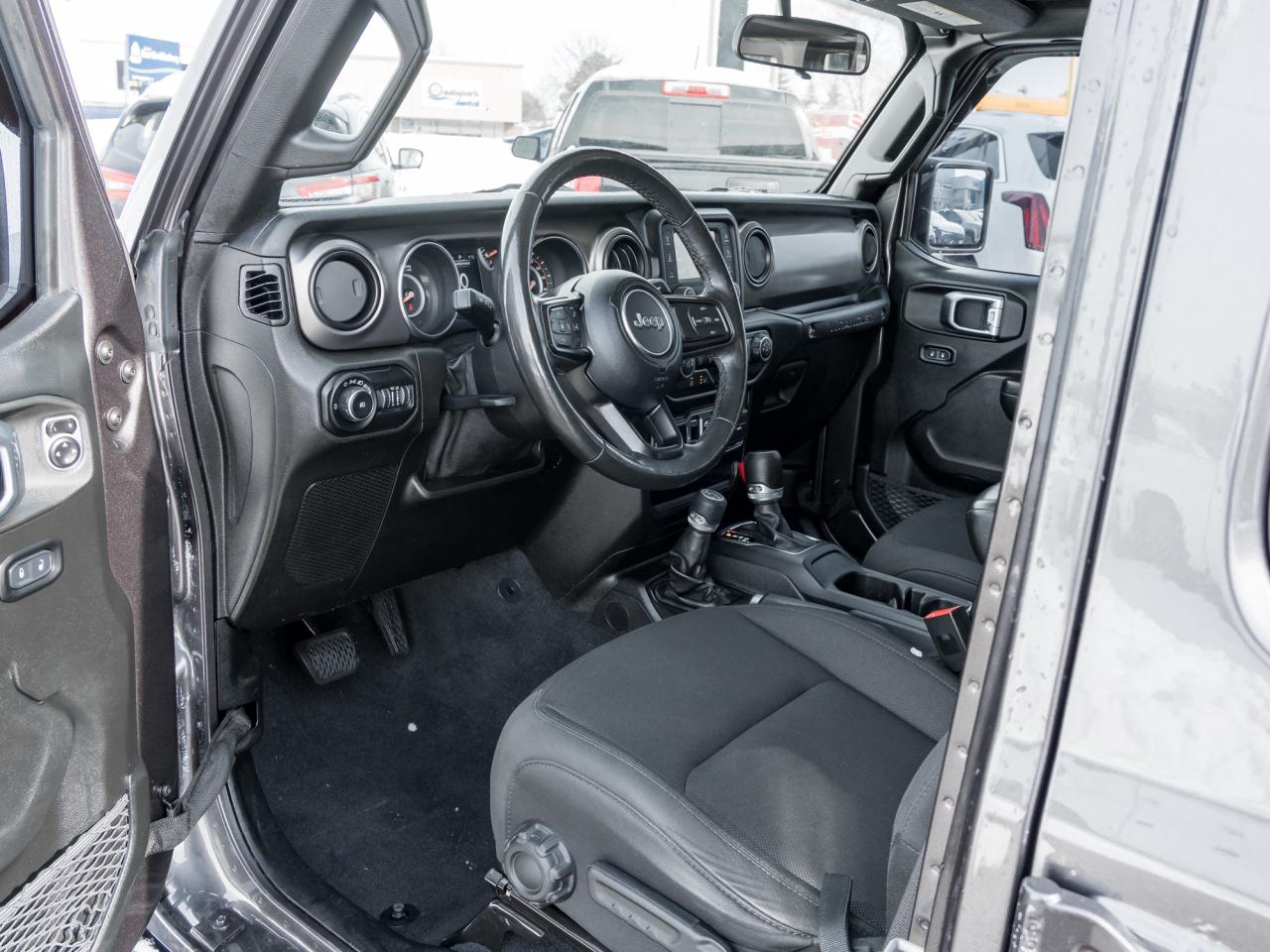 2019 Jeep WRANGLER UNLIMITED Sport 4dr 4x4 Photo