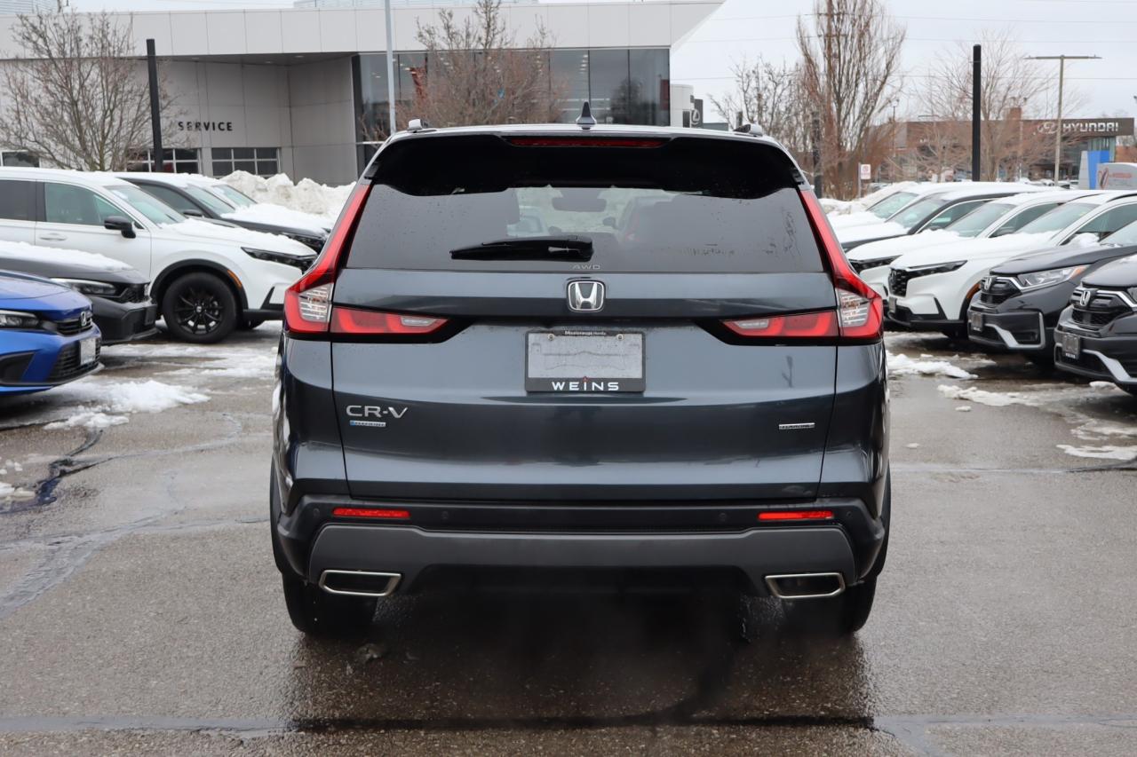 2023 Honda CR-V Hybrid Touring 4dr All-Wheel Drive Photo